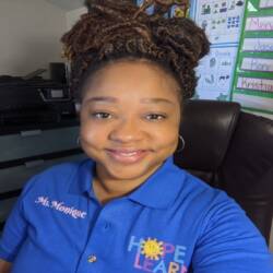 Monique Harris '01